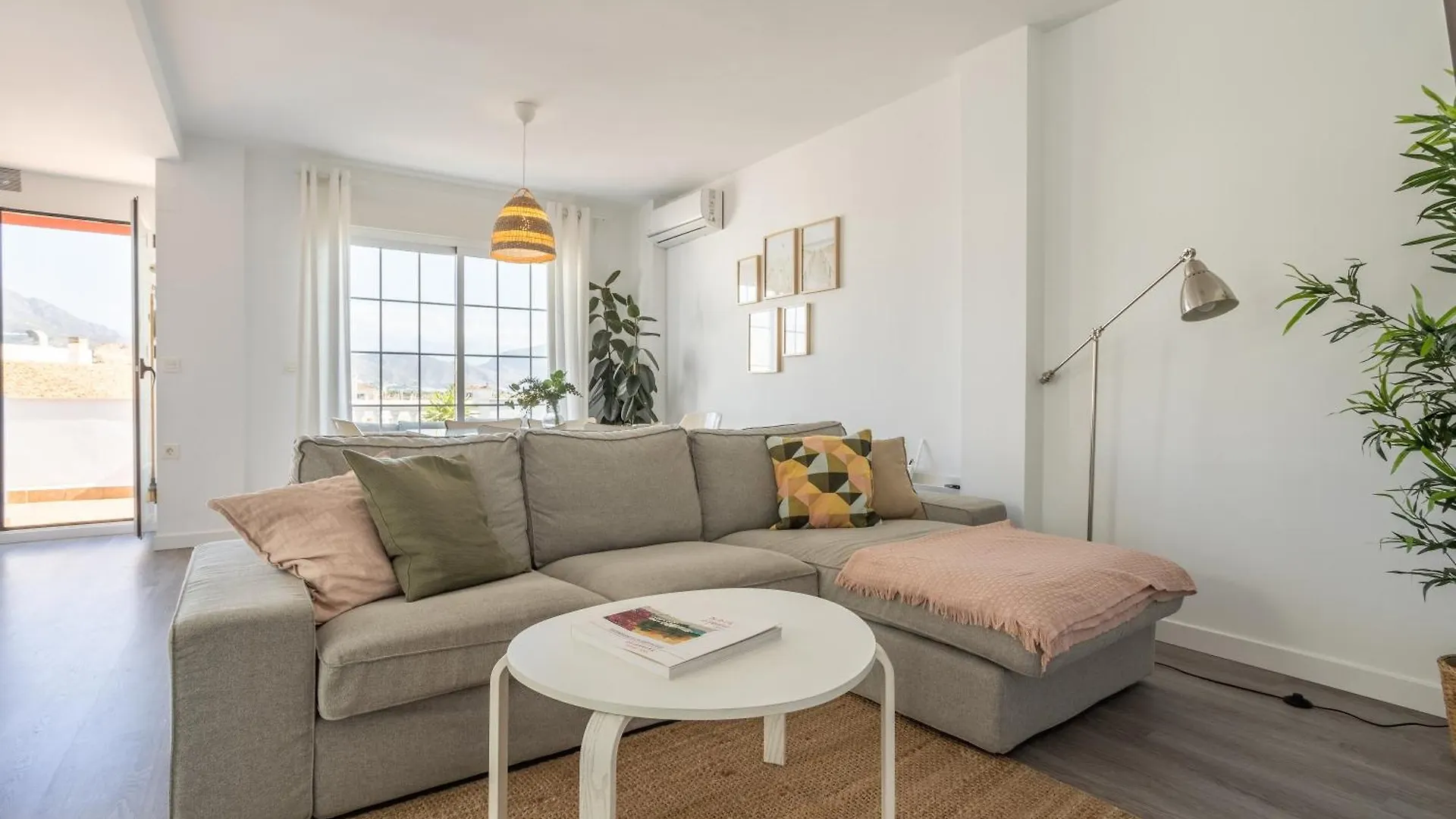 Atico Jamaica Apartment Salobrena Spain